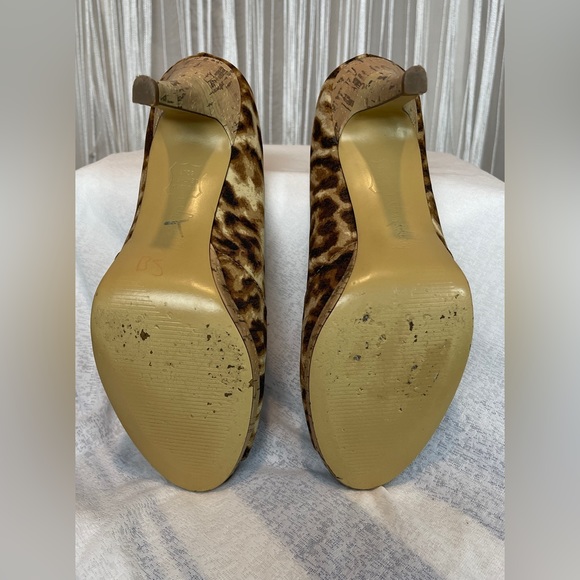 Sam & Libby Animal Print Peep Toe Heels with Cork Details - Size 6 1/2 - Picture 4 of 4